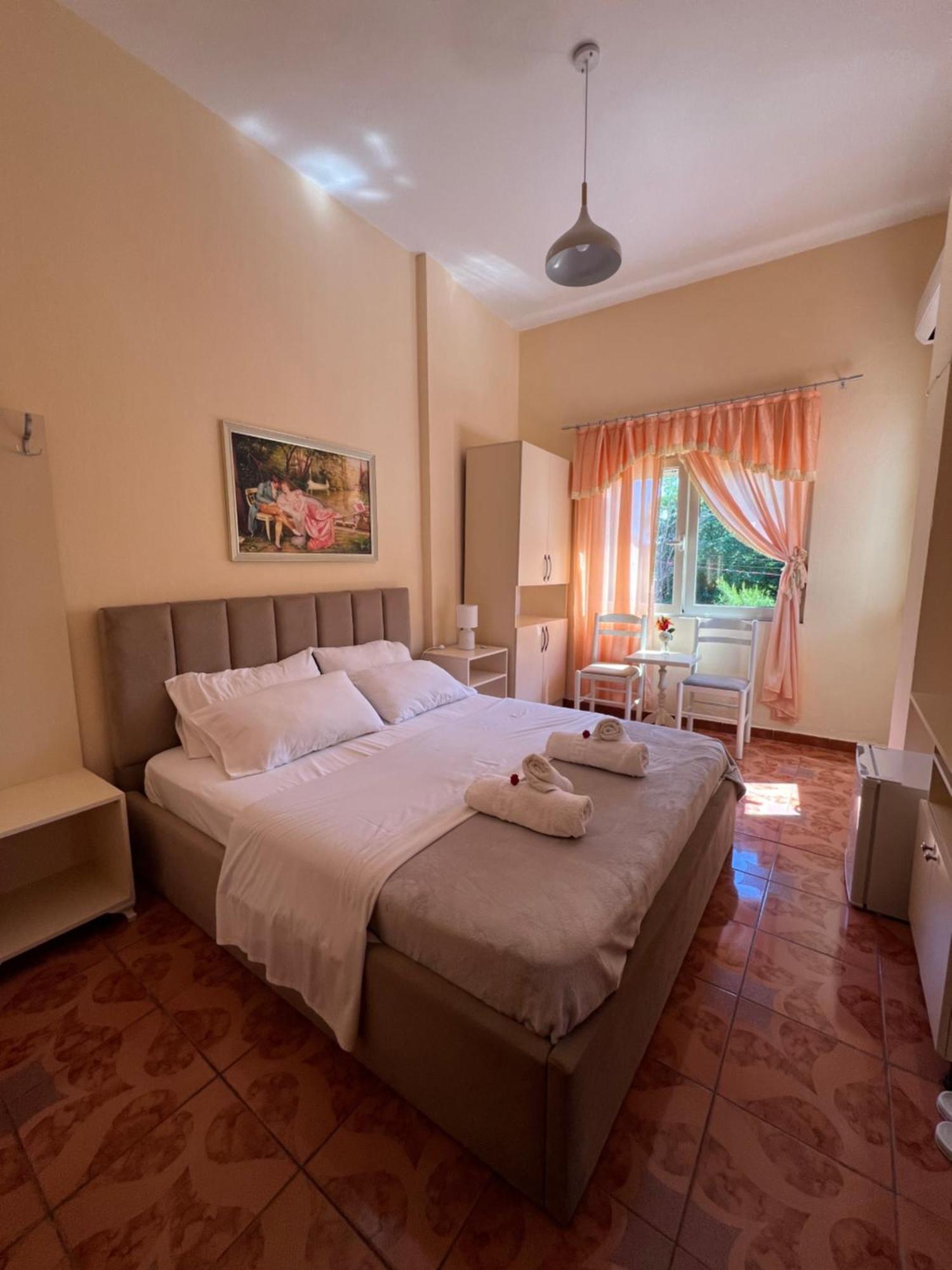 Vila 3 Rooms Durrës Kültér fotó